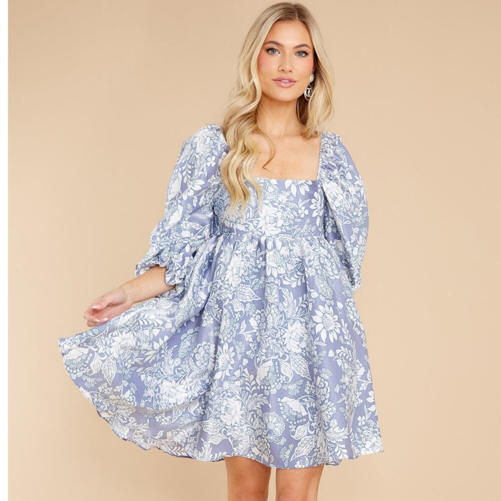 NEW Storia Emery Floral Babydoll Dress Size Small Shimmery Purple Regency Fairy
